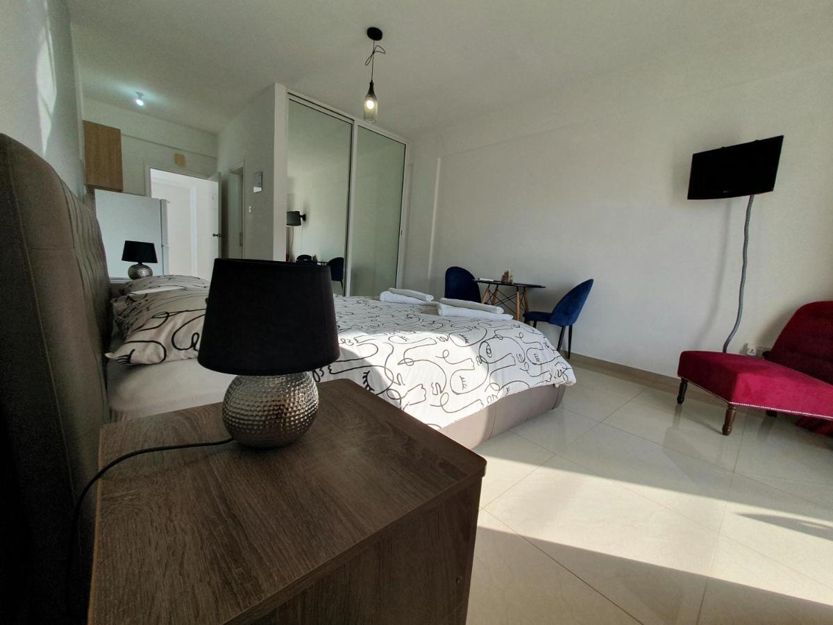 Valentina Apartments Paphos Exteriör bild